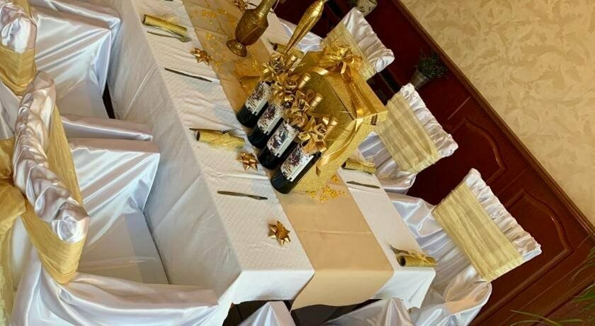 Elena - Hotel, Restaurant, Cafe