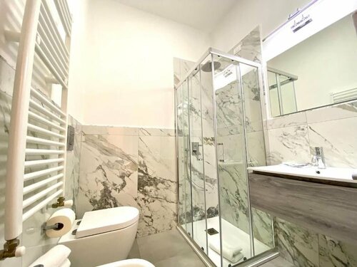 Hotel Fioralba, Buchen Sie Hotel San Siro Comer See