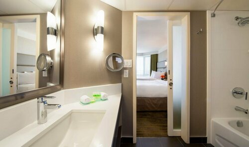 Saskatoon Inn & Conference Centre, Prenota Hotel North Industrial Saskatoon