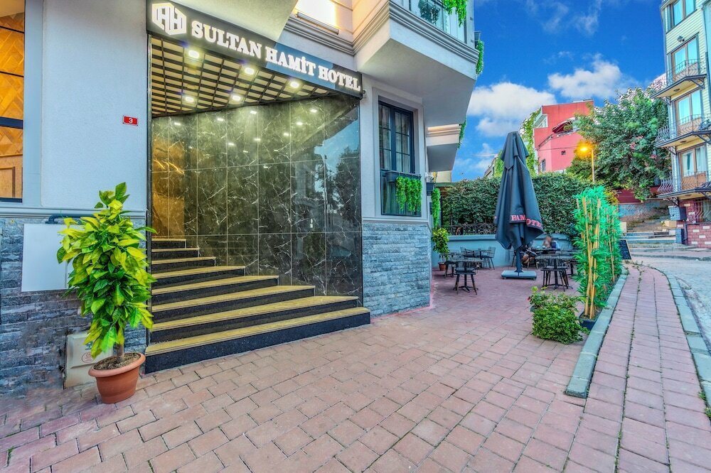 Sultan Hamit Hotel