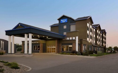 Travelodge Hotel by Wyndham Weyburn, Prenota Hotel Hotel a Saskatchewan con parcheggio, Parcheggio