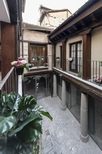 Vizcainos Home Away, Забронировать Хостел Сеговия Кастилия и Леон, рядом с Площадь Сан-Лоренсо