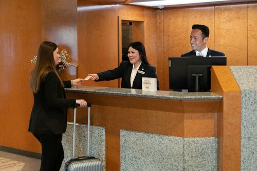 Sheraton Essen Hotel, Забронировать Отель Отели Эссен по системе «всё включено», рядом с Центральный железнодорожный вокзал Эссена, Всё включено