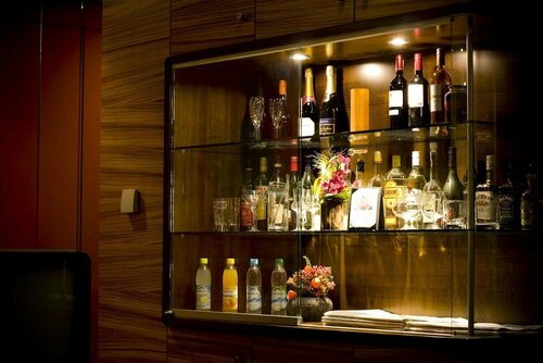 Corbin Feng Shui Business Hotel, Reservar Hotel Hotéis em Frisinga com pequeno-almoço, Café da manhã