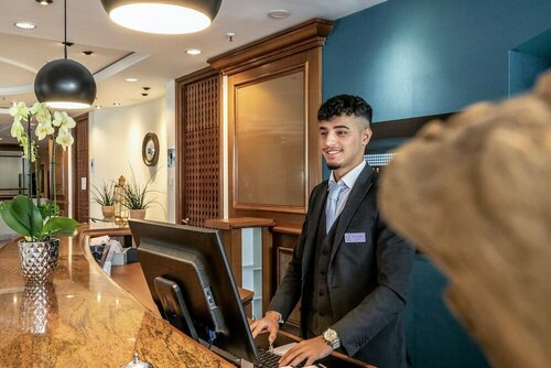 Garner Hotel Rüsselsheim by IHG, Забронировать Отель СПА-отели Рюссельхайм, SPA-услуги