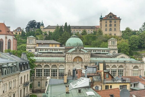 Hotel Quellenhof, Забронировать Отель Отели Landkreis Karlsruhe с завтраком, Завтраки