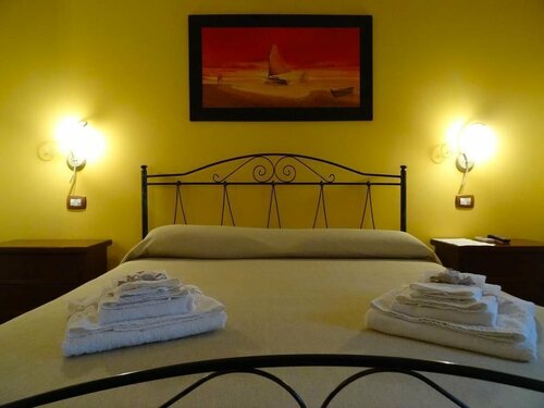 B&B Biancolivo, Rezervați Bed and Breakfast Hoteluri în Gallipoli cu parcare, Parcare