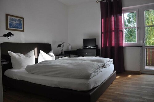 Gasthaus Hofmann, Book Hotel Hotels in Steigerwald with Parking, Parking
