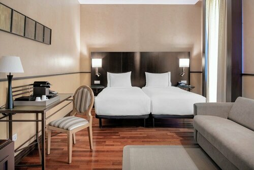 AC Hotel Ciudad de Tudela by Marriott, Забронировать Отель Отели Bardenas Reales Natural Park с парковкой, Парковка