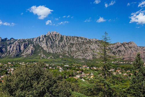 Checkin Montserrat, Prenota Hotel Collbató La Muntanya de Montserrat Natural Park