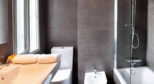 Hotel Universal, Забронировать Отель Сантьяго-де-Компостела А-Корунья