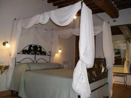 L'Arcadia, Book Hotel Pietrasanta Versilia
