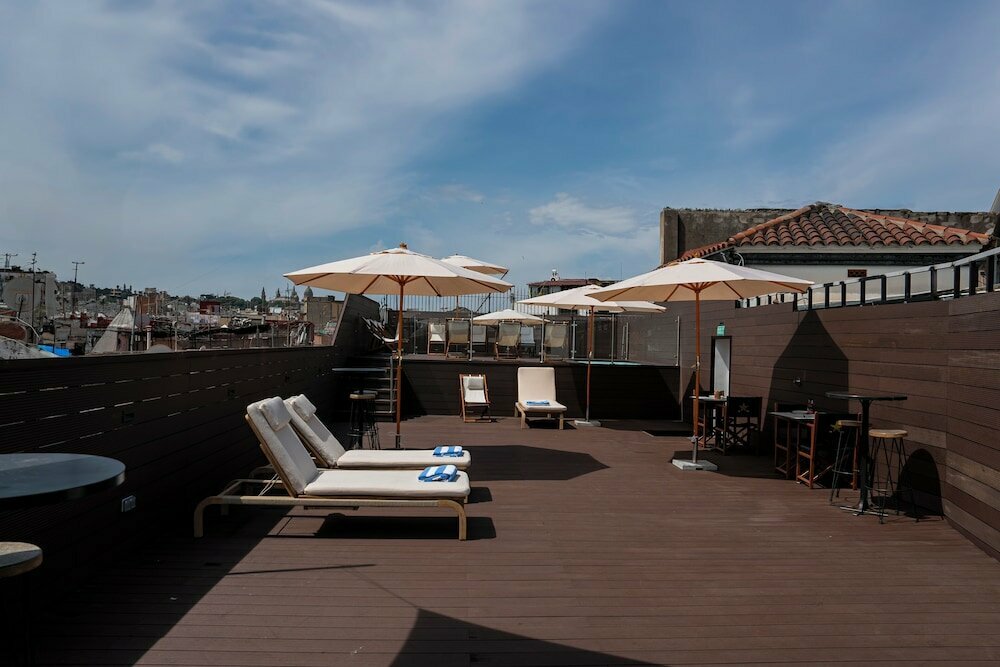 Hostal Raval Rooms