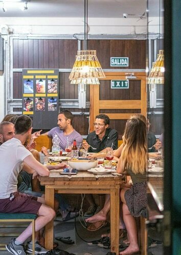 La Banda Rooftop Hostel, Забронировать Хостел Хостелы Севильи, рядом с Кафедральный собор, Хостел