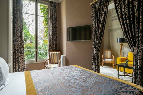 Hôtel Regent's Garden - Astotel, Забронировать Отель Отели Парижа с парковкой, рядом с Аржантин, Парковка