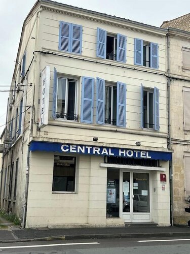 Central Hotel, Забронировать Отель Ньор Deux-Sèvres