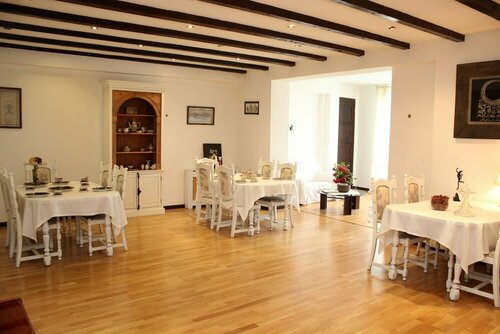 Vera House Guesthouse, Buchen Sie Pension Vera Tiflis