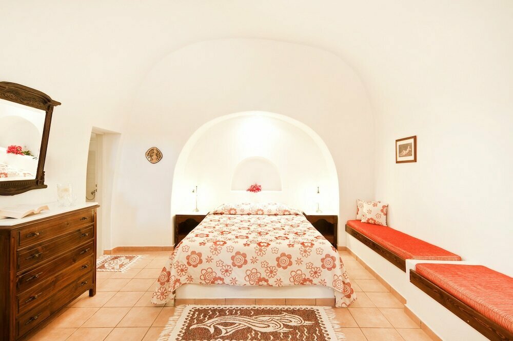 Nikos Villas Hotel - Apartments & Studios Oia, Santorini