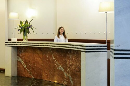 Dorian Inn - Sure Hotel Collection by Best Western, Забронировать Отель Отели Афины с питанием, рядом с Железнодорожная станция Омония, Пансион