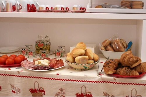 The Whale B&B, Забронировать Отель «постель и завтрак» Альгеро Sardinia North, рядом с St. Francis Church Alghero