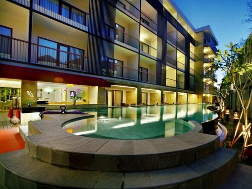 Отель Quest Hotel Kuta, Забронировать Отель Отели Куты с парковкой, рядом с Торговый центр Kuta Center, Парковка