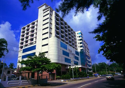 Yuzana Hotel, Rezervasyon Otel Bahan , German Embassy yakınındaki