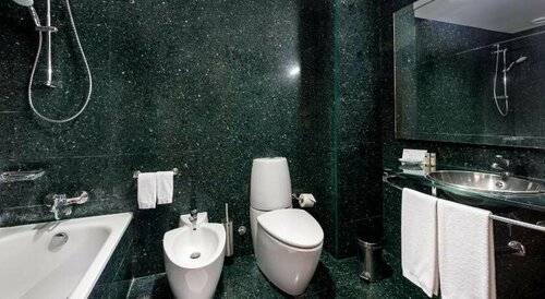 Neat Hotel Avenida, Book Hotel Hotels & Accommodations in Azores, Hotel