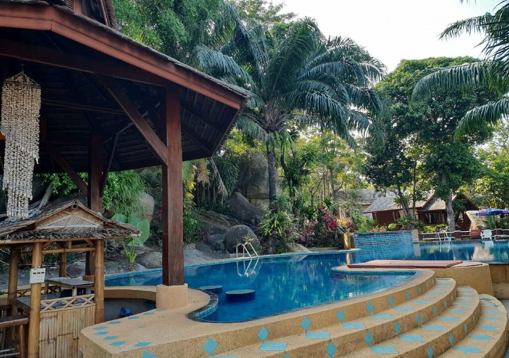 Bay Thani Samui Resort