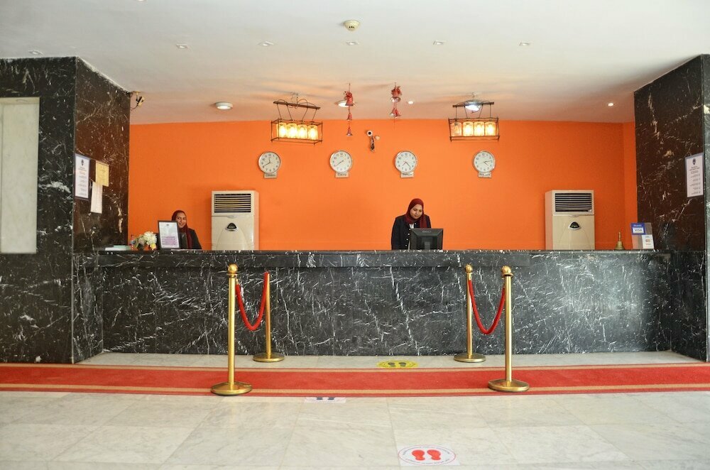 Pyramids Planet Hotel