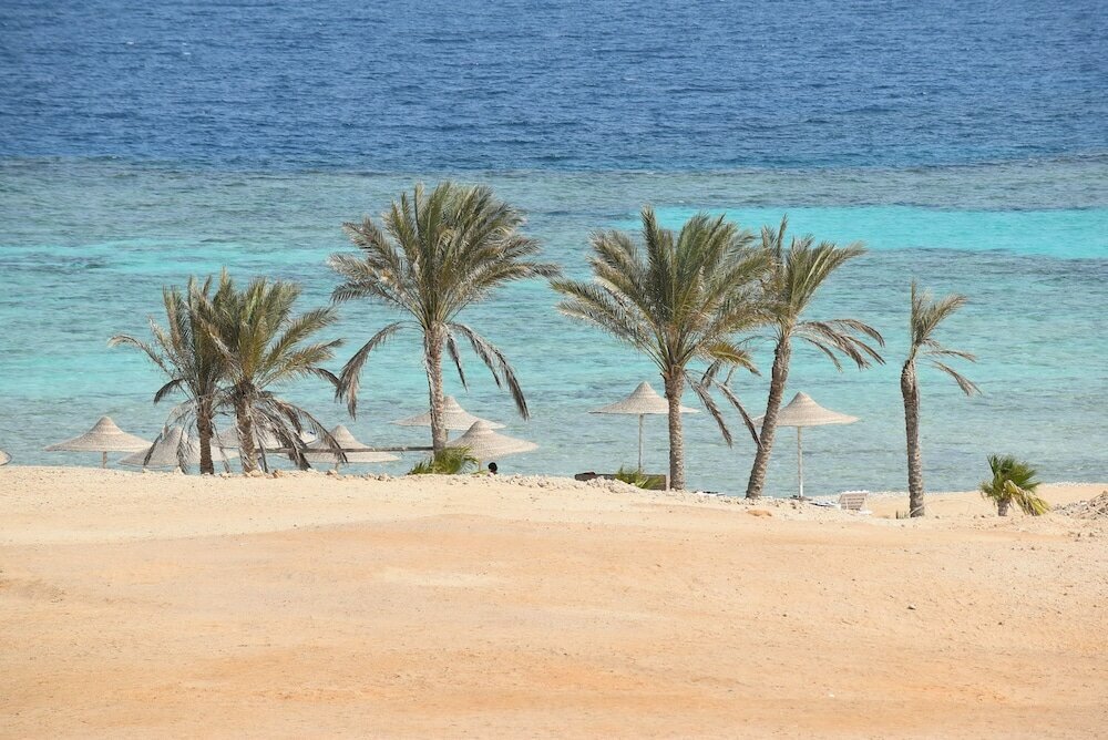 Wadi Lahmy Azur Resort