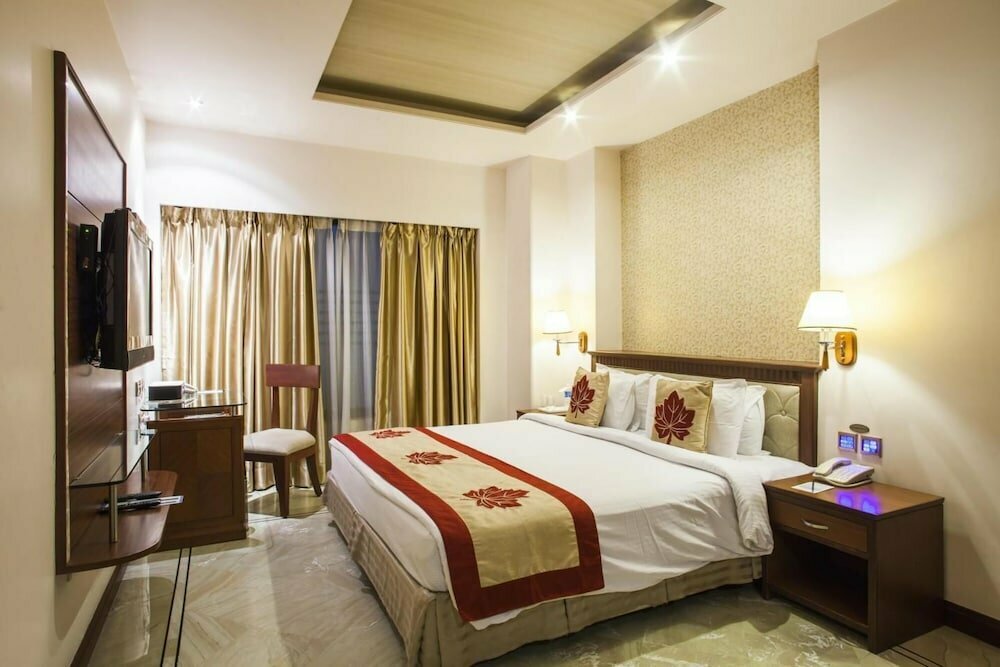 Clarion Bella Casa Hotel