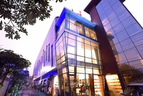 Hotel Kridha Residency - Opposite Prem Mandir Vrindavan, Забронировать Отель Вриндавана штат Уттар-Прадеш