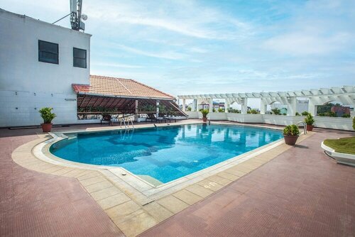 Residency Tower, Book Hotel Hoteller i New Delhi med pool, Swimmingpool