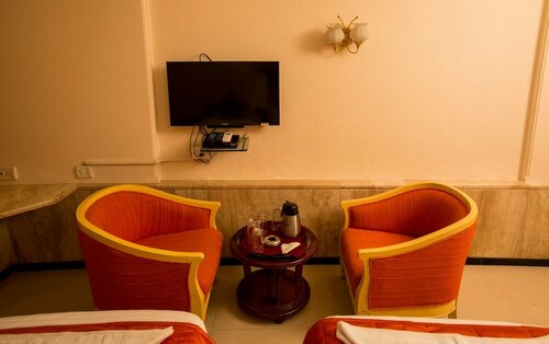 Hotel Ashwin, Забронировать Отель Отели Мумбай с завтраком, рядом с Международный аэропорт имени Чатрапати Шиваджи, терминал 2, Завтраки