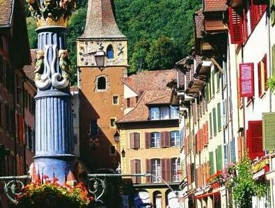 Hôtel Garni Villa Carmen, Buchen Sie Hotel Hotels mit Pool in Kanton Bern, Schwimmbad