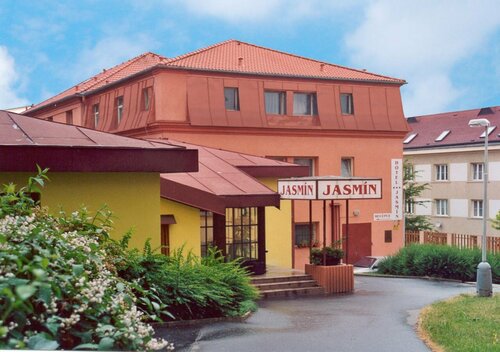 EA Hotel Jasmín, Rezerwuj Hotel Praga 9 Praga