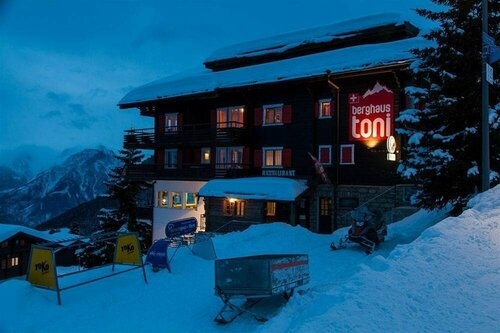 Berghaus Toni, Varaa Hotelli Riederalp 