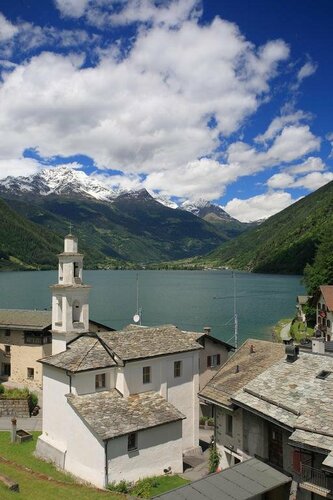 Hotel Centrale, Typically Swiss, Prenota Hotel Poschiavo 
