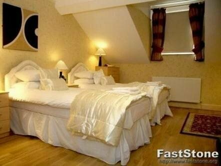 Grove Suites