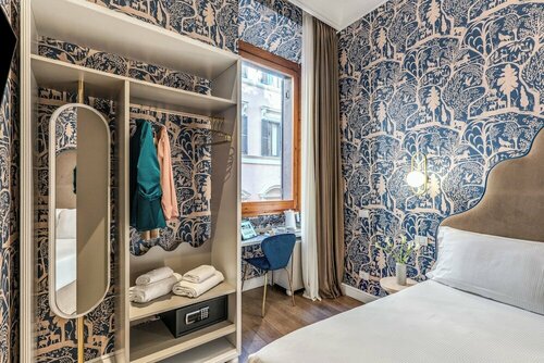 Townhouse Condotti 29, Забронировать Отель Отели Рима 3 звезды, рядом с Иль-Джезу, 3*