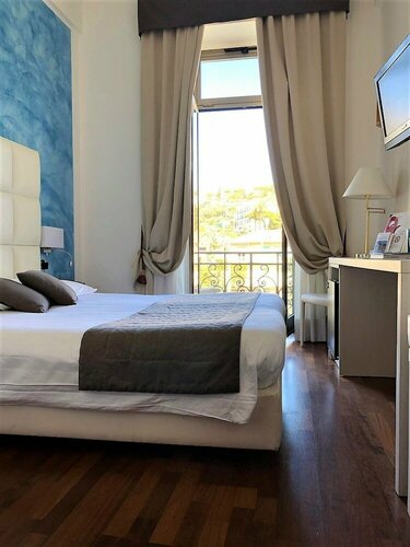 Hotel Parigi & Spa, Забронировать Отель Отели Ривьера-дей-Фьори с завтраком, Завтраки
