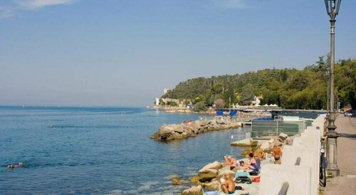 Hotel Tritone, Book Hotel Hoteller i Friuli Venezia Giulia med parkering, Parkering
