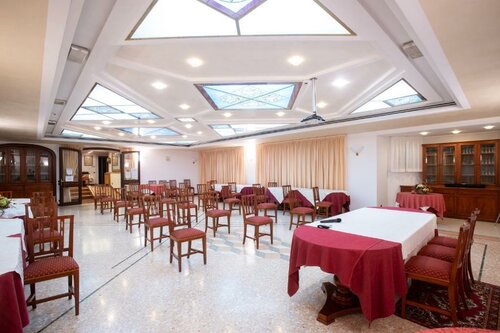 Cima, Prenota Hotel Conegliano 