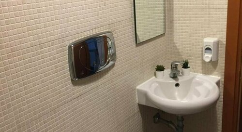 Affittacamere Four Rooms, Buchen Sie Hotel Catania Sizilien