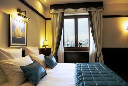 Hotel Bucintoro, Забронировать Отель Кастелло Венеция
