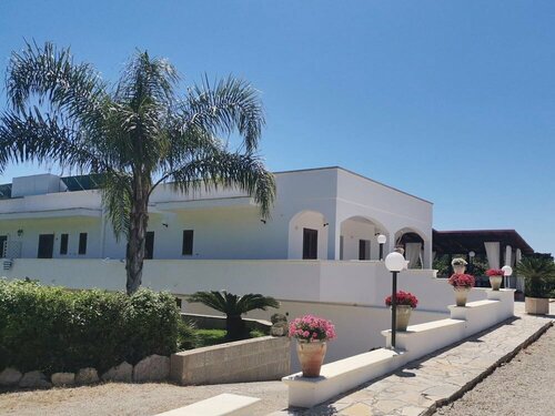 Tenuta Turchi, Varaa Bed and Breakfast Otranto hotellit, joissa on pysäköinti, Pysäköinti