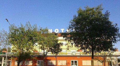 Hotel Residence Selice Romagna, Забронировать Отель Отели Ravenna Area с завтраком, Завтраки