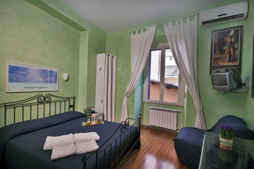 DomusAmor Colosseo, Забронировать Отель Отели Рима 3 звезды, рядом с Кавур, 3*