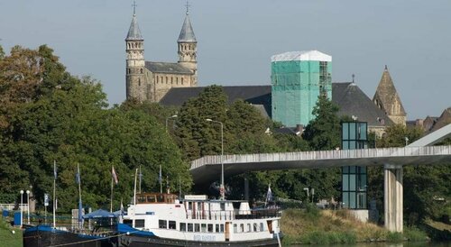 Botel Maastricht, Забронировать Отель Йекерквартир Маастрихт