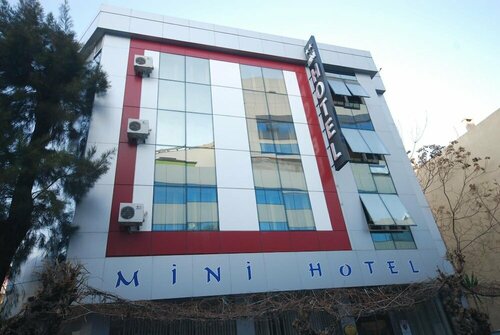 Mini Hotel, Rezerwuj Hotel Tanie hotele w Izmir